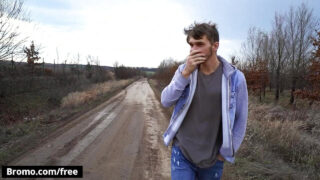 Suihinotto, siemensyöksy, käsihoito, ilman satulaa – iso kulli tatuoitujen homohuorojen anaalin vitun