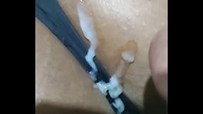 NOSSO PRIMEIRO V&Iacute_DEO GOZEI NO CUZINHO DA PRETA