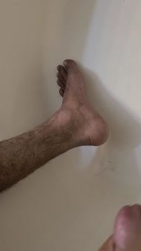 HUGE LOAD IN THE FRESH CLEAN TUB! SHINY PEDICURE!HUGE LOAD IN THE FRESH CLEAN TUB! SHINY PEDICURE!