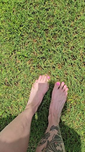 Squishy mud play with cute feet