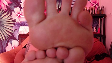 Seductive Foot Play: The Ultimate Temptation