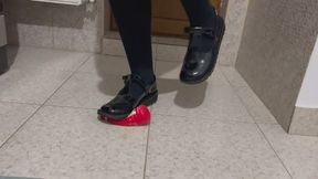 Bottle crush with surprise