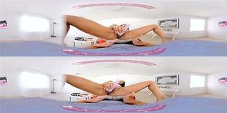 VR Bangers WIFE CAUGHT HER MAN WITH HES PANTS DOWN 360 Porn