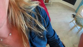 La Review - on Set with Stephie Staar