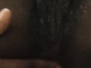 Playing with my Pretty Fat Pussy