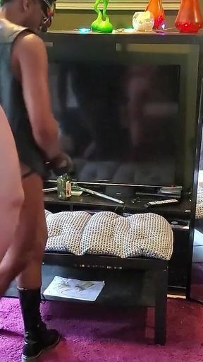 Kennie Jai in Leather Makes Bear Lick His Boots and Then Fucks Him and Cums on His Face!