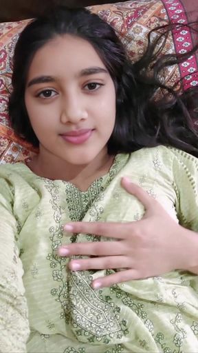 Desi village girl fuck horny pussy by fingering and showing boobs and play with fingering video