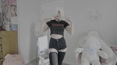Big ass in tiny denim shorts wrecked in lingerie try on haul