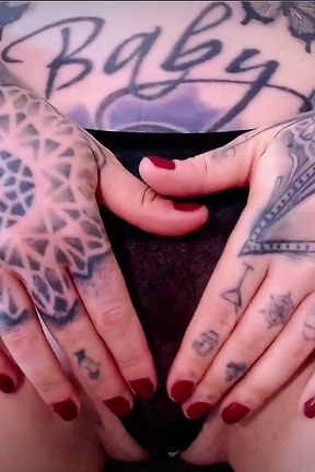 Closeup Clit Play