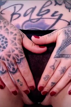 Closeup Clit Play
