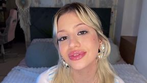 Sensual Lips Tease & Gloss to Lipstick Transformation - Close Up Lip Fetish