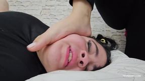 CRUSHING YOUR FACE WITH MY FEET SIZE 38 - VOL #224 - MARY ALVEZ - NEW MF - OCT 2024 - CLIP 04