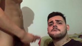 pau grande comendo rabudo