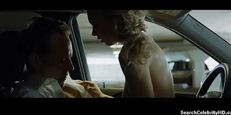 Milf Penelope Mitchell Gives a Zipper Blowjob with Small Tits in Action