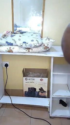 Who Sticking There Tongue in Mommy’s Asshole and Eating This Pussy From the Back????? Anyone?