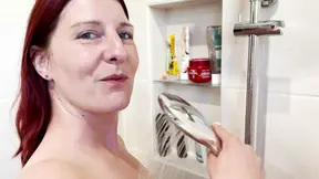 Amateur wife gives deepthroat blowjob and swallows cum