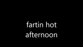 farts in black lace with chantal