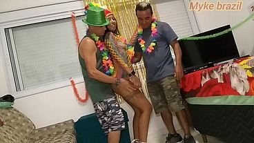 Carnaval do Myke Brazil 2024 com Fabinho costa e millena Gomes ela adora sex anal