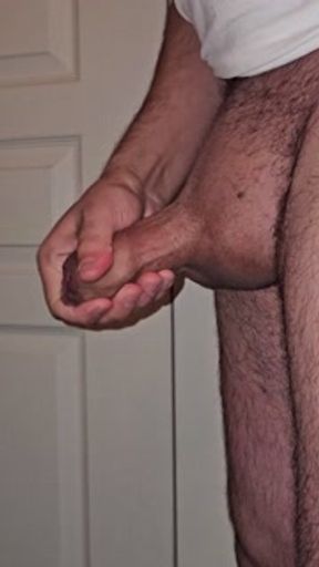 Tinder MILF Gives Bare Back Blowjob