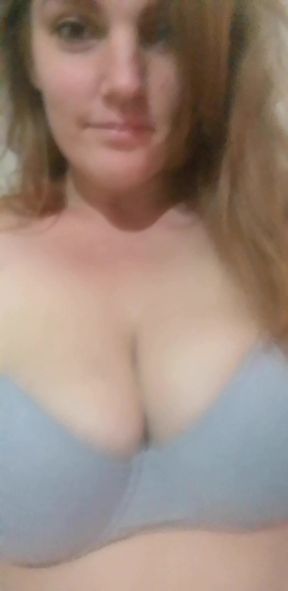 Jiggle boobies