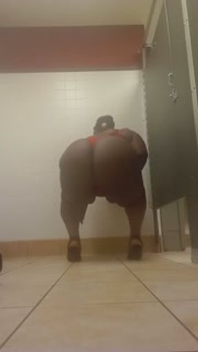 Sexy Dancing to Let it Snow