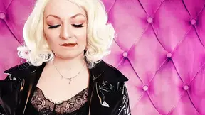 Alluring Arya Grander wears rubber gloves in a hot ASMR video