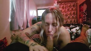 Thick white girl chokes on BBC then gets creampied for hours