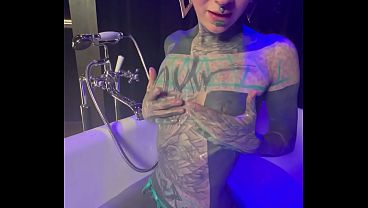 Bathtub Tease Strip &amp_ Latex Photoshoot Time Lapse