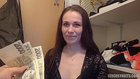 Horny Brothel Bitch Does Assfucking Without Condom