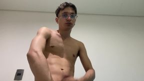 FEMALE TWINK SHOWING HIS DICK AND PUSSY