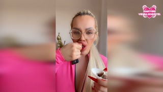 Eat and Drink with Huge DSL | Vienna Xtreme