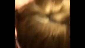 W&auml_hrend der Fr&uuml_hschicht Kollegin bl&auml_st mir einen im Lager