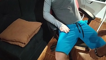 MEU AMIGO FUDEU MEU CUZINHO DEPOIS DO TRABALHO