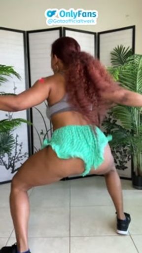 Summer twerk vibes | Gataofficialtwerk
