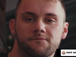Hot House - HOT MUSCLED HUNK Barebacks His Fuck Friend's Ass Hard German