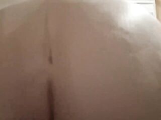 Bitch with moist cunt bounces booty, clapping and creamy