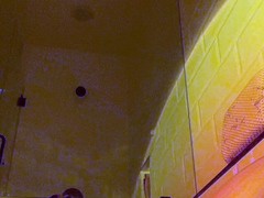 Webcam fun mature brunette with toys cum on cam