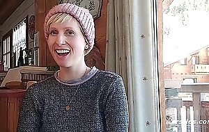 Ersties - Veronica B. squirts in the snow