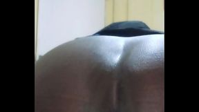 Preto Safado com vontade de da o cuzinho apertadinho .