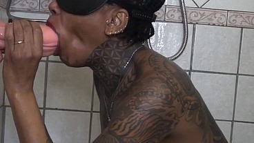 The Kinky Slut Queen "Dark Dea" in ( Sex Shower for ) Follow & Cum with Me !!!