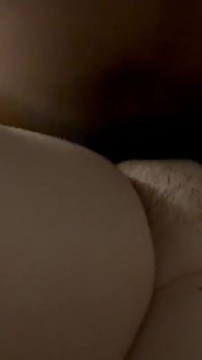 I can't believe hubby didn't wake up from the noise LOL   Clip 1