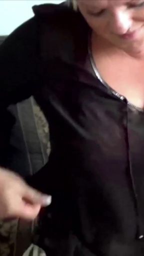 Mature Lady From France Showing Her Cock Sucking Skills