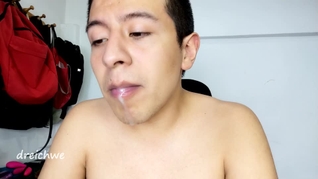 Caliente lengua y saliva