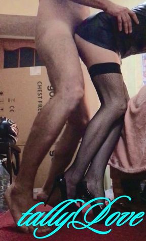 Tally Fuck And Cumshot in Black Leather