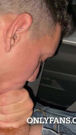 I suck my boyfriend's cock in the car