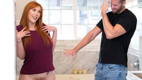 ”Pawg STEPMOM step mom Lauren Phillips forgot her pants in front of stepson”