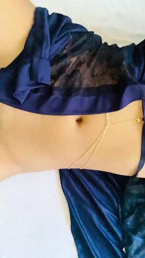 Hot sexy nude college girl