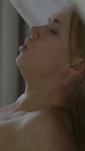Freundin Zum Ersten Mal in Den Arsch Gefickt - Girlfriend Fucked in the Ass for the First Time