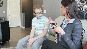 Na Na, Sofie Marie And Alex Jett In Turned On Step Needs A Young Cock