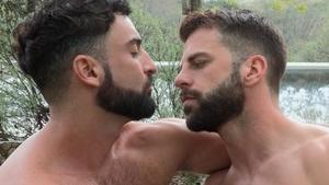 HotHouse.com - Big dick Hector De Silva stretching